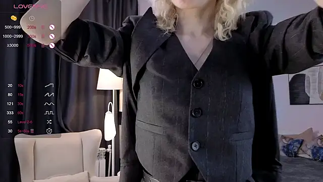 Snapshot of t_A_T_u chatting on February 27, 2026, 6:13 am t A T u online show from February 27, 2026, 6:13 am