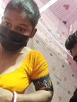 Romanticoupls4 online show from February 3, 2026, 5:29 pm