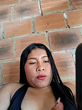 Snapshot of Sweet-Dirty-Storm chatting on May 1, 2026, 7:29 pm Sweet-Dirty-Storm online show from May 1, 2026, 7:29 pm