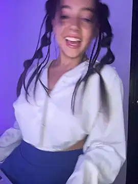 laraa rous online show from April 3, 2026, 1:25 am