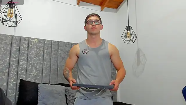 Calvin Hunter online show from April 17, 2026, 4:04 am