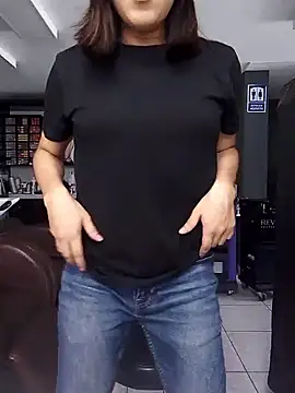 Snapshot of Eide-26 chatting on February 20, 2026, 5:02 pm Eide-26 online show from February 20, 2026, 5:02 pm