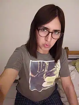 Snapshot of Eide-26 chatting on March 9, 2026, 4:27 am Eide-26 online show from March 9, 2026, 4:27 am