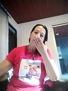 Snapshot of RosseLaure chatting on March 13, 2026, 9:43 pm RosseLaure online show from March 13, 2026, 9:43 pm