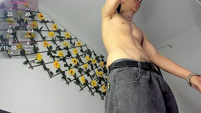 Maxxx bigcockx online show from May 27, 2026, 8:44 am