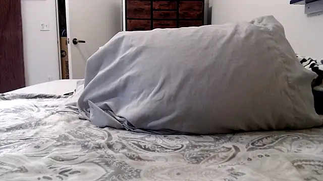 nickytatz online show from March 5, 2026, 8:43 am