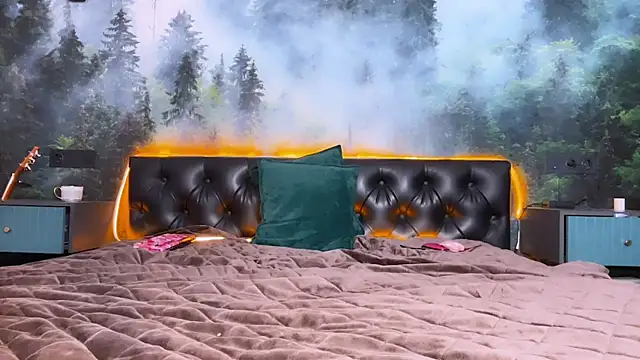 Eva StarXXXX online show from October 12, 2025, 1:26 am