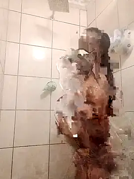 01Wetlips online show from February 5, 2026, 7:51 pm