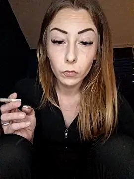 Snapshot of dewimp1 chatting on March 4, 2026, 5:41 pm dewimp1 online show from March 4, 2026, 5:41 pm