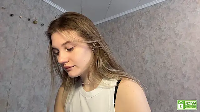 Snapshot of Jolievic chatting on February 6, 2026, 11:35 am Jolievic online show from February 6, 2026, 11:35 am