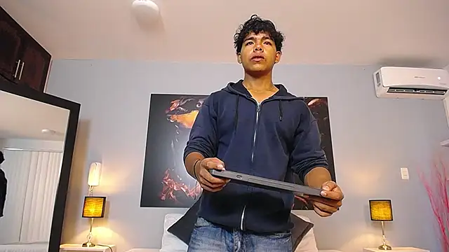 DanielHaloran online show from February 4, 2026, 1:17 pm