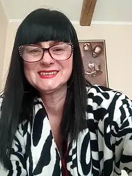 AliceSwan57 online show from April 25, 2026, 12:52 pm