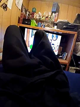 Snapshot of Zippy247 chatting on February 20, 2026, 6:48 am Zippy247 online show from February 20, 2026, 6:48 am