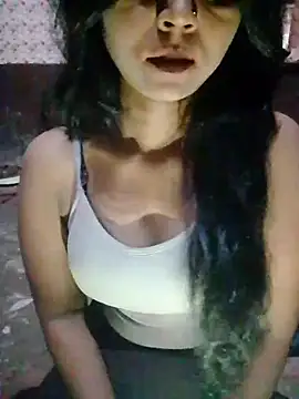 Ayesha Khan1 online show from April 10, 2026, 10:47 pm