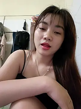 Snapshot of Pinks_cool chatting on April 24, 2026, 8:28 am Pinks cool online show from April 24, 2026, 8:28 am