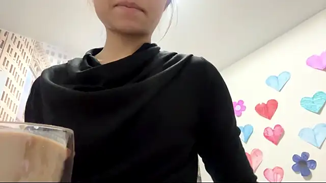 SweetMiaXO online show from February 20, 2026, 11:00 am