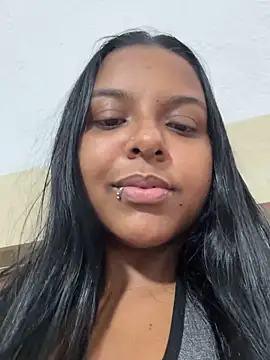 Snapshot of bella_255 chatting on March 21, 2026, 12:48 am bella 255 online show from March 21, 2026, 12:48 am