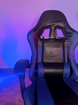 Derek Vow online show from April 3, 2026, 10:08 pm