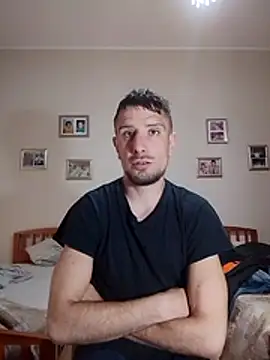 Snapshot of Mcsimotoro chatting on April 14, 2026, 9:15 am Mcsimotoro online show from April 14, 2026, 9:15 am