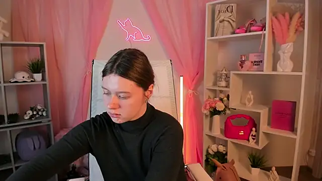 CelestineMauriac online show from February 9, 2026, 5:28 pm