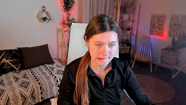 CelestineMauriac online show from February 12, 2026, 3:18 pm