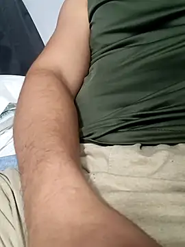 Snapshot of Ryzca chatting on February 2, 2026, 10:52 pm Ryzca online show from February 2, 2026, 10:52 pm