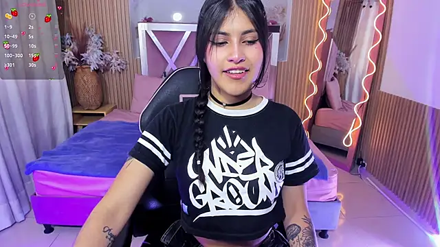 JENNA TAY1 online show from May 25, 2026, 7:20 pm