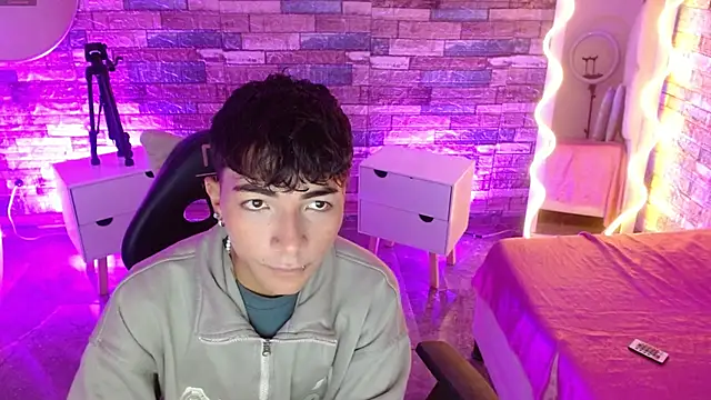 osamu tay online show from February 27, 2026, 11:43 am