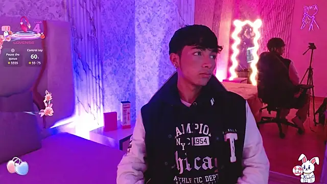 osamu tay online show from March 25, 2026, 3:23 am