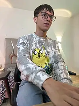 EVAN TAY online show from February 18, 2026, 3:13 am