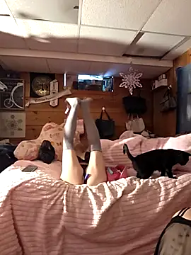 BeautifulFire23 online show from February 2, 2026, 6:06 pm