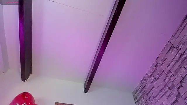 Snapshot of DREAMBOO_ chatting on February 17, 2026, 2:52 am DREAMBOO online show from February 17, 2026, 2:52 am