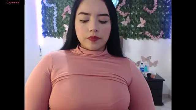 Snapshot of adara_cute_69 chatting on May 5, 2026, 7:33 pm adara cute 69 online show from May 5, 2026, 7:33 pm