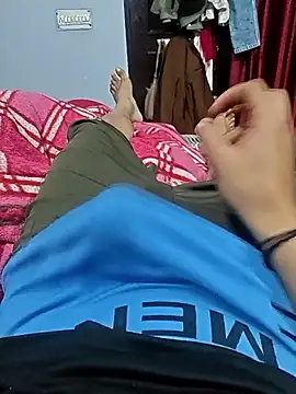 Snapshot of HORNY_DirtyMind chatting on February 14, 2026, 4:37 pm HORNY DirtyMind online show from February 14, 2026, 4:37 pm