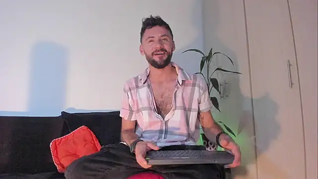 Erickpritz xh online show from May 15, 2026, 2:07 am