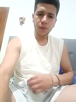 Snapshot of Andrew18ramirez chatting on February 16, 2026, 5:58 am Andrew18ramirez online show from February 16, 2026, 5:58 am