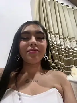 Snapshot of scarlett_pinkk1 chatting on February 14, 2026, 3:25 am scarlett pinkk1 online show from February 14, 2026, 3:25 am