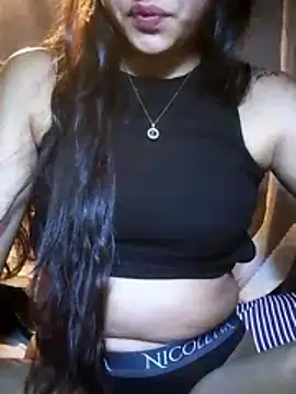 Snapshot of mariposaros4 chatting on February 15, 2026, 5:04 am mariposaros4 online show from February 15, 2026, 5:04 am