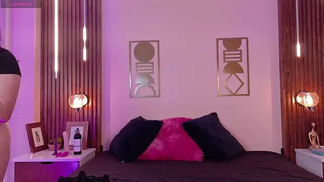 Hanna-Winchester online show from April 17, 2026, 8:12 pm