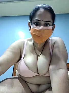 Snapshot of diyam4002 chatting on February 21, 2026, 11:44 am diyam4002 online show from February 21, 2026, 11:44 am