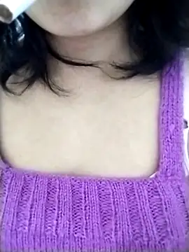  cameltoe online show from February 13, 2026, 4:47 pm