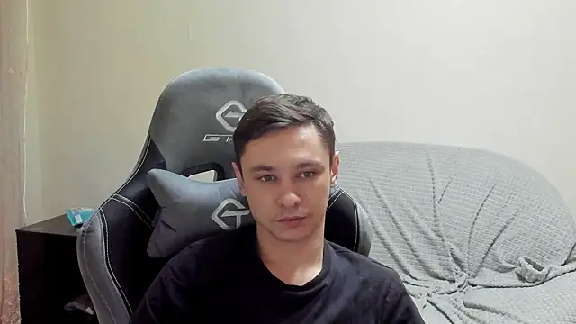 Alexmansuper online show from March 26, 2026, 9:42 pm