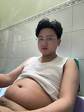 Snapshot of Kami_Kazo chatting on February 12, 2026, 2:12 pm Kami Kazo online show from February 12, 2026, 2:12 pm