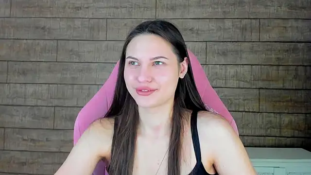 Snapshot of AliceVersal chatting on March 4, 2026, 4:29 am AliceVersal online show from March 4, 2026, 4:29 am