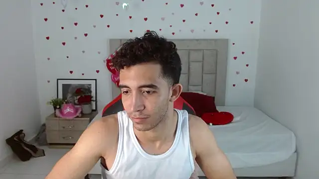 Caius fox online show from March 29, 2026, 11:21 am