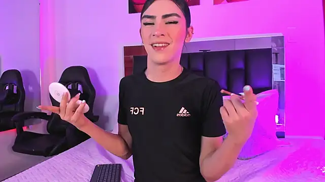 Isabella Moon9 online show from March 31, 2026, 12:05 pm