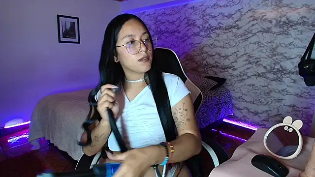 Snapshot of Camila_IRoose chatting on March 19, 2026, 9:08 pm Camila IRoose online show from March 19, 2026, 9:08 pm