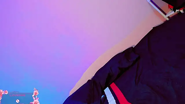 zoe rous2 online show from April 4, 2026, 12:35 pm