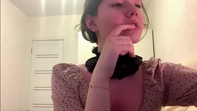 Snapshot of cherishedwish chatting on May 24, 2026, 4:23 pm cherishedwish online show from May 24, 2026, 4:23 pm