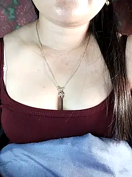 Reina Fcup01 online show from March 8, 2026, 2:04 am